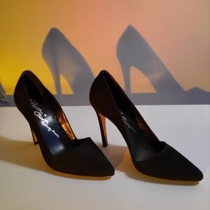 Alice + Olivia black suede heels (size 6.5)